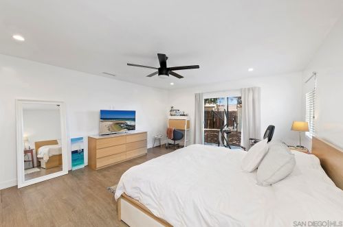 5702 Bakewell St, San Diego CA 92117-4044 exterior