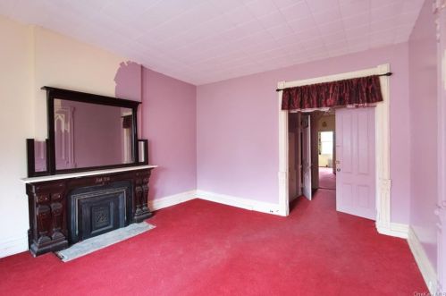 5 Eastman Ter, Poughkeepsie NY  exterior