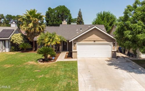 8812 Andrieu Ct, Bakersfield, CA 93311-1282