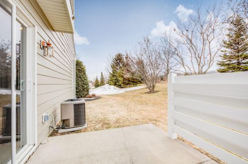 1485 Riverpointe Rd, Minnetrista MN  55388 exterior