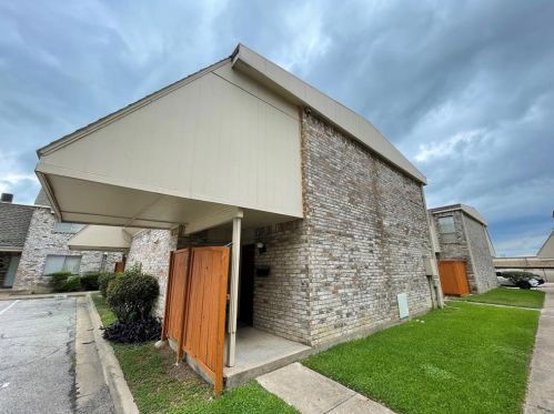 2315 Trellis Pl, Richardson TX  75081-4741 exterior