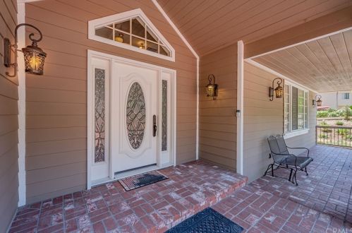 458 Grandview Ave, Sierra Madre, CA 91024-2013