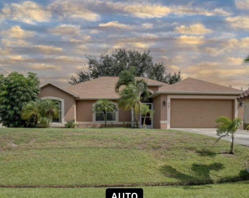 501 Millard Dr, Fort Pierce, FL 34953-3115