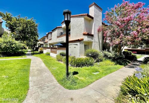 1730 Sinaloa Rd, Simi Valley, CA 93065-3068