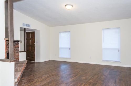 804 Cambridge Dr, Plano TX  75023-6804 exterior