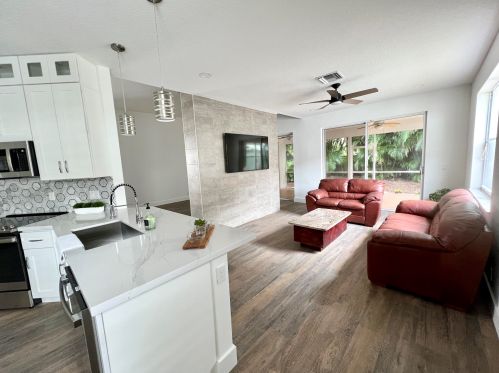 9846 Arbor View Dr, Boynton Beach FL  33437-5932 exterior