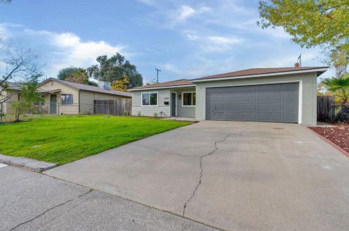 8225 Zenith Dr, Citrus Heights CA  95621-0151 exterior