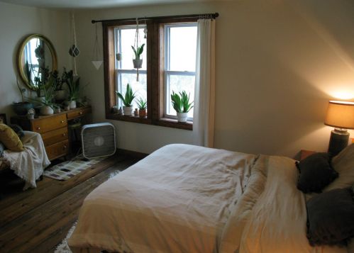 2207 Booth St, Milwaukee WI 53212-3408 exterior