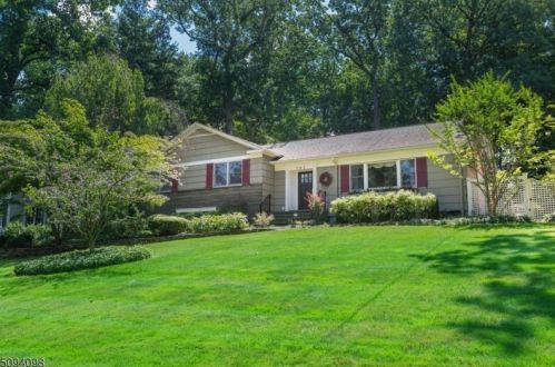 101 Highland Ave, Chatham Township, NJ 07928-1726