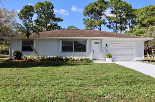 1044 Prineville St, Fort Pierce, FL 34983-2666