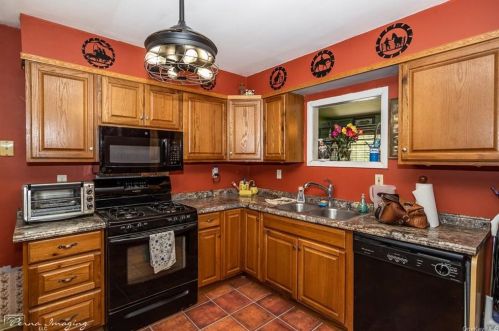 231 Union St, Montgomery, NY 12549-1314