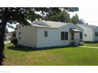 140 Gillis Rd, Portsmouth, VA 23702-3131