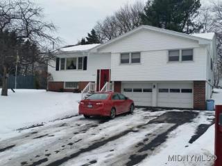 8132 Buena Vista Dr, Rome, NY 13440-2008