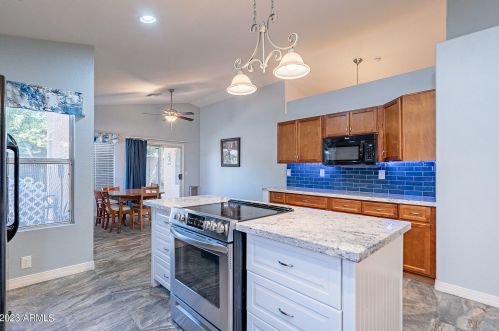 12245 41st Ave, Phoenix AZ 85029-2947 exterior