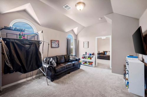 1407 Brittany Ln, Midlothian TX  76063-4062 exterior