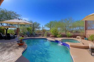 2812 Reedy Creek Dr, Phoenix, AZ 85086-1191