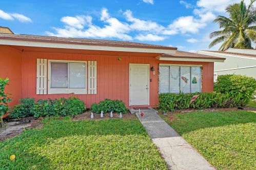 4852 Orleans Ct, West Palm Beach, FL 33415-8831