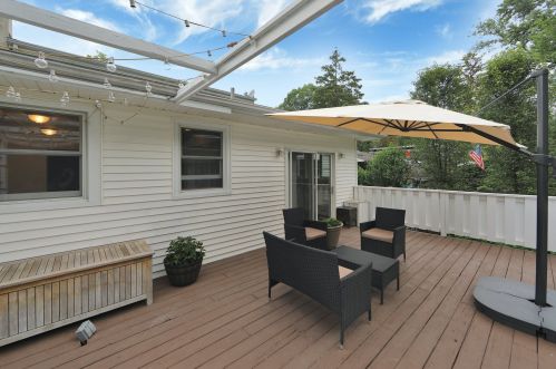 12 River Rd, Oakland NJ  07436-1929 exterior
