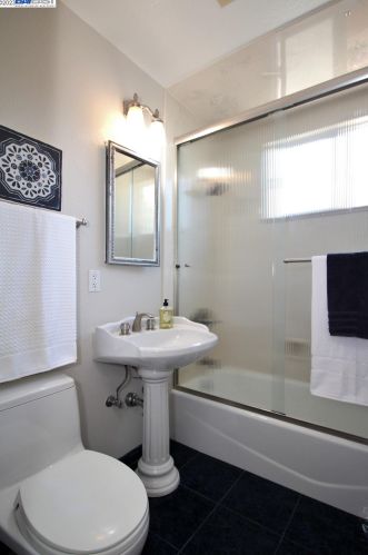 15770 Via Sorrento, San Lorenzo, CA 94580-1356