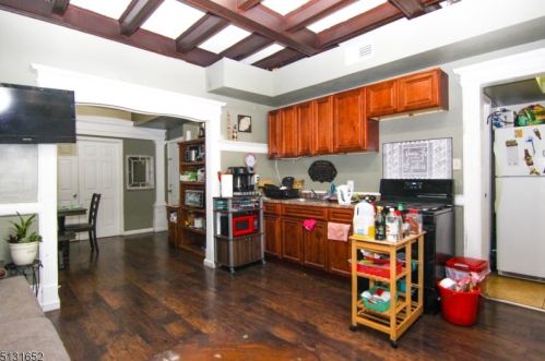 103 3rd Ave, Newark NJ  07104-2708 exterior