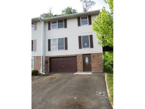 16 Penny Ln, Binghamton, NY 13905-1728