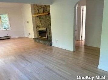 130 Maple Ave, Northport NY  11768-2027 exterior