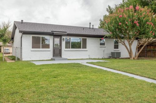 705 Kindred Ln, Richardson TX  75080-3112 exterior
