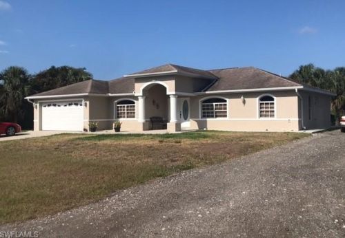 411 Edison Ave, Lehigh Acres, FL 33972-7838