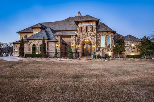 180 Waters Edge Way, Oak Point, TX 75068-3308