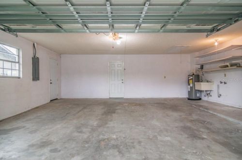 4626 Grovecrest Dr, Lakeland FL  33813-2440 exterior