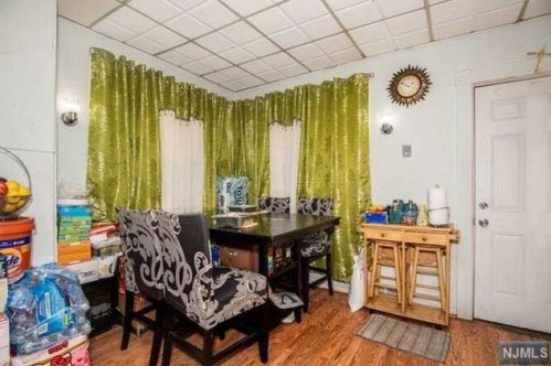 144 Main St, Ridgefield Park NJ  07660-1256 exterior