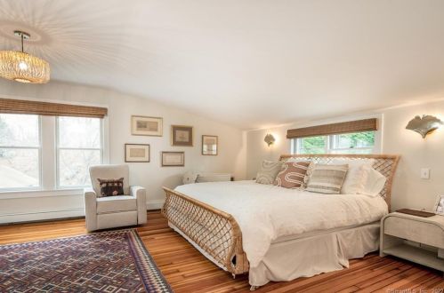 17 Crockett St, Norwalk CT  06853-1610 exterior