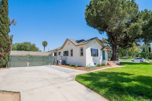 4494 Kansas Ave, Riverside, CA 92507-5154