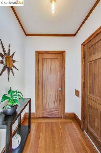 1310 Santa Fe Ave, Berkeley, CA 94702-1026