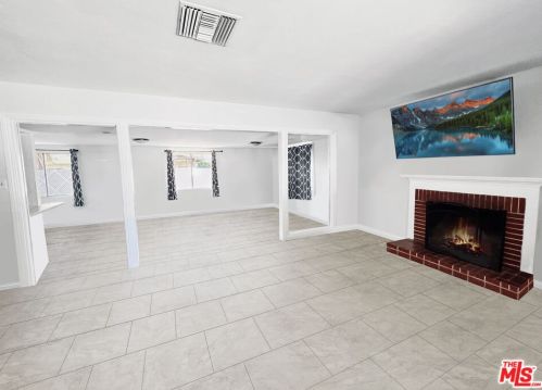 2944 Ronald St, Riverside CA  92506-4150 exterior