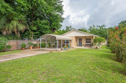 1307 Dora Ave, Tavares, FL 32778-2907
