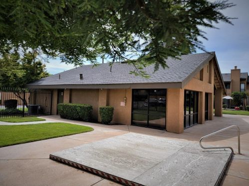 564 Pirinen Ln, Modesto CA  95354-2010 exterior