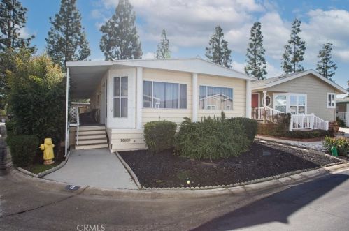 2851 Rolling Hills Dr, Fullerton, CA 92835-2379