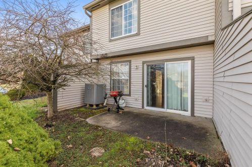 1802 Cliffview Ln, Florence KY  41042-2548 exterior