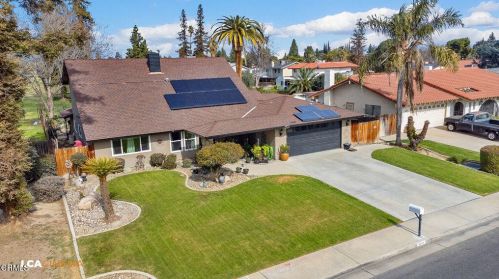 6608 Greensward Way, Bakersfield, CA 93309-3636