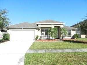 649 Reflection Cove Rd, Jacksonville, FL 32218-8936