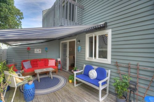 611 Ocean Ave, United States Coast Guard Ac CT  06320-4422 exterior