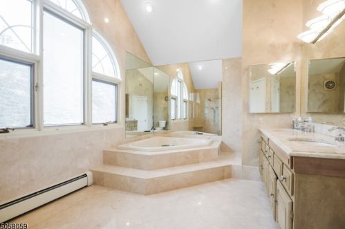 43 Prospect St, Verona NJ  07044-1500 exterior