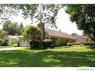 787 Corwin Rd, Rochester, NY 14610-2125