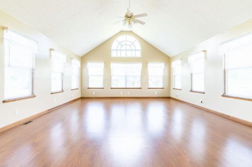 3015 Gooding Rd, Marion, OH 43302-8875