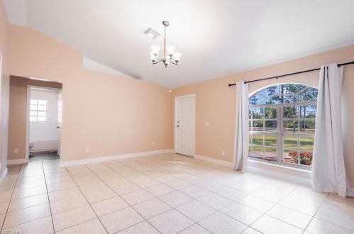 271 Everglades Blvd, Naples FL  34117-3728 exterior