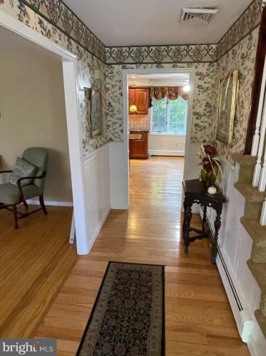 957 Powderhorn Dr, Lansdale PA  19446-5530 exterior