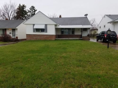 23 Willard Ave, Cleveland, OH 44146-2217