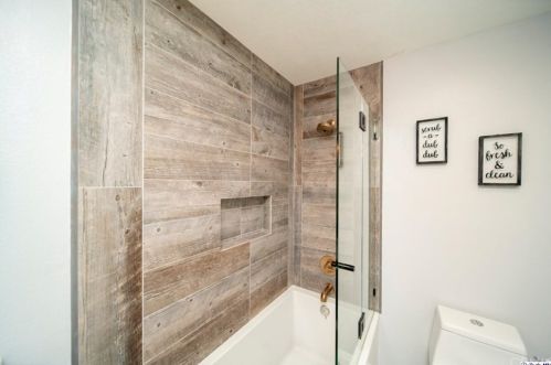 721 Cinnabar Pl, Simi Valley CA 93065-7200 exterior