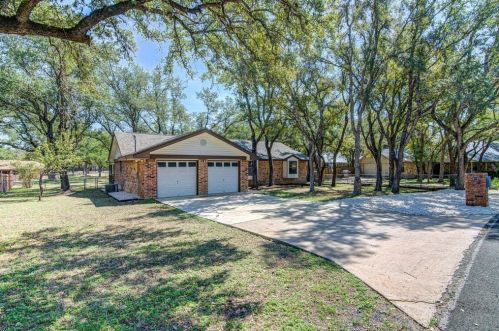 804 Cielo Dr, Georgetown TX  78628-1726 exterior